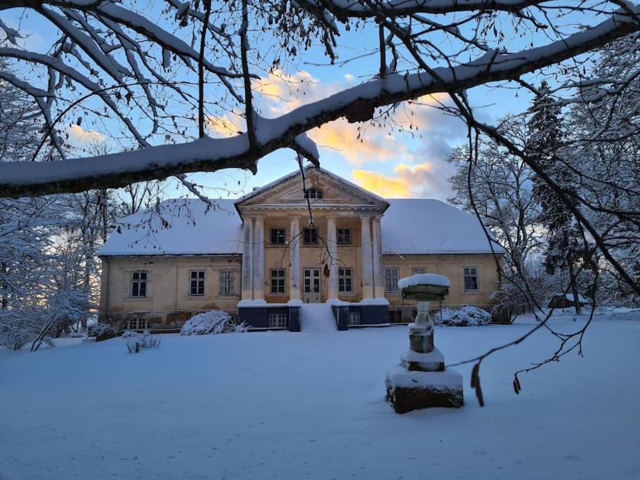 Ferienwohnung Padures Muiza Exterior foto